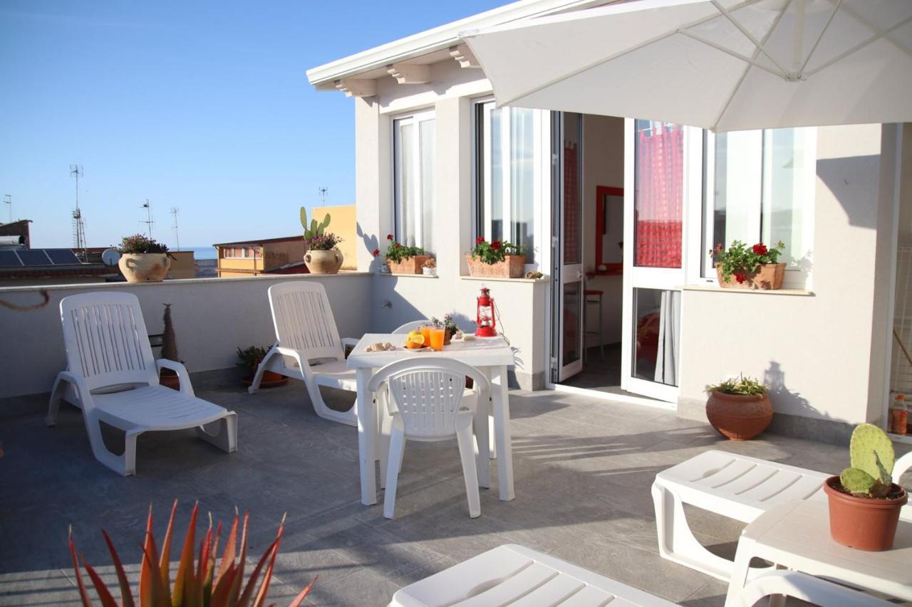 Il Cielo In Una Stanza Hotel Balestrate Exterior photo